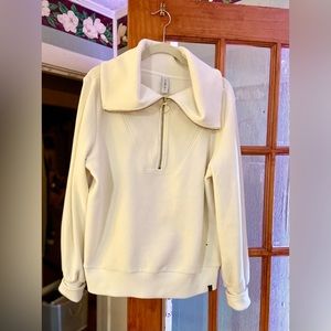 VARLAY VINE HALF ZIP OVERSIZED PULLOVER IN IVORY